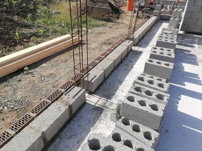Кладка блока при строительстве одноэтажного дома в Родниках Белореченск 9.jpg