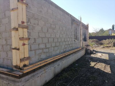 Кладка блока при строительстве одноэтажного дома в Родниках Белореченск 32.jpg