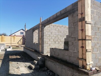 Кладка блока при строительстве одноэтажного дома в Родниках Белореченск 33.jpg
