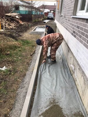 Укладка тротуарной плитки при строительстве дома в Белореченске 7.jpg