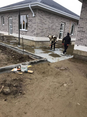 Укладка тротуарной плитки при строительстве дома в Белореченске 10.jpg